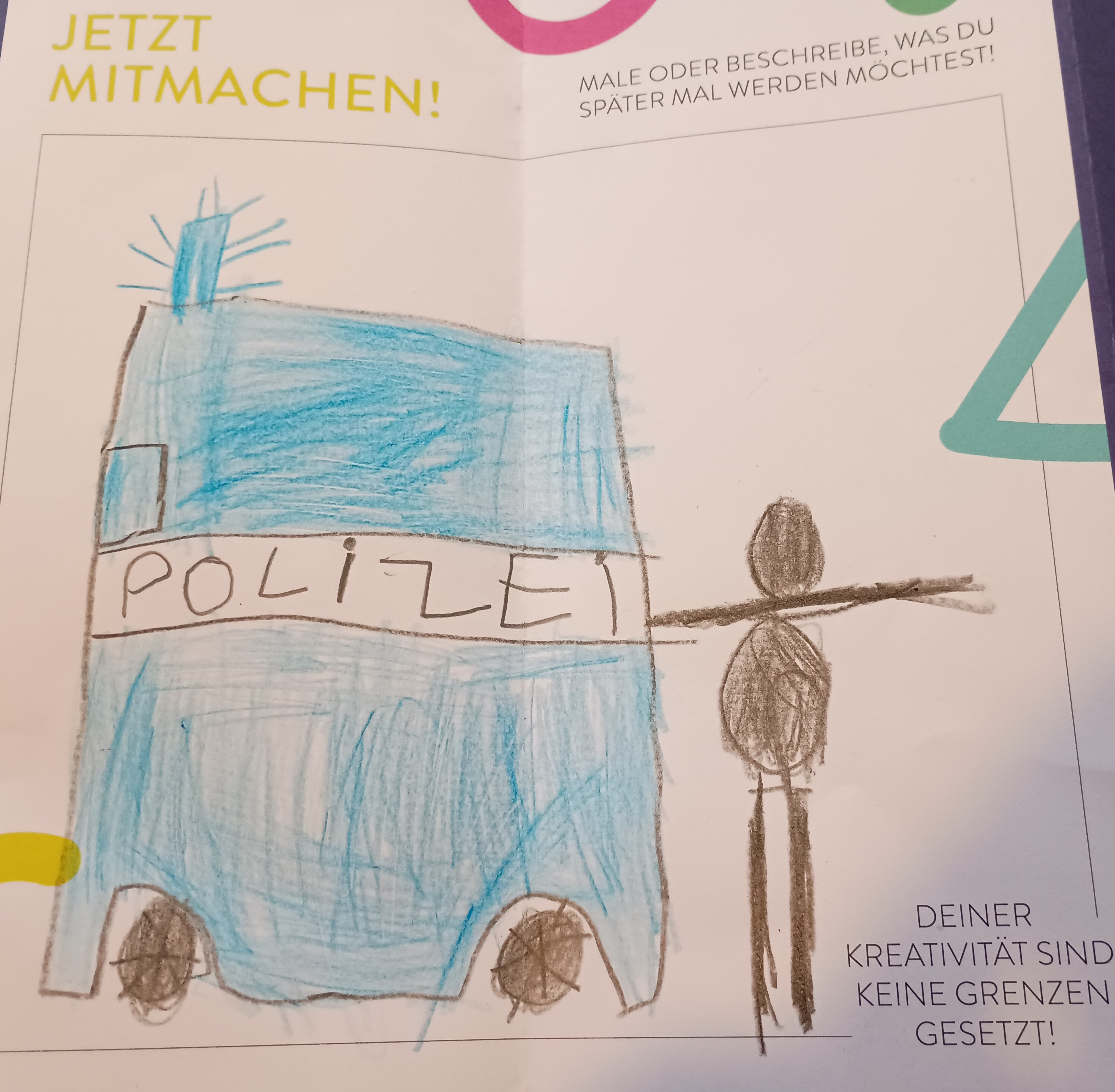 Jonathan, 6 Jahre - Polizist